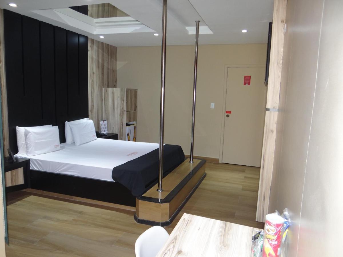 Motel Exotico Prime - Proximo Gru Aeroporto Itaquaquecetuba Buitenkant foto